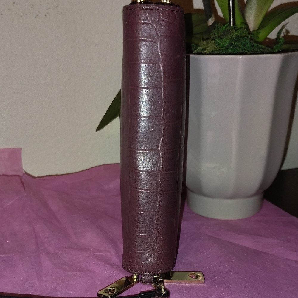 Kate Spade Croc-Embossed Deep Burgundy Leather Clutch Wallet - Picture 6 of 7
